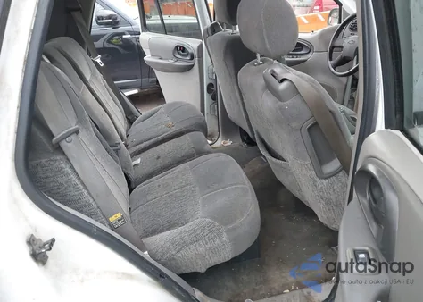 2003 Chevrolet Trailblazer Ls z USA, uszkodzony, nr VIN 1GNDS13S232214633